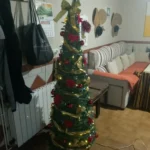 Customizable 6 ft Christmas Tree - Safety Certified & Foldable photo review