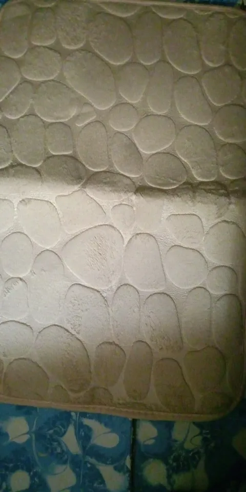 Luxurious Microfiber Pebble Mat for Stylish Home Comfort photo review