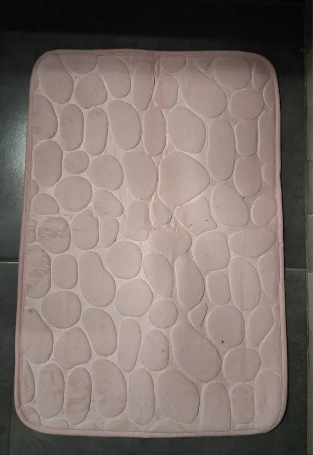 Luxurious Microfiber Pebble Mat for Stylish Home Comfort photo review