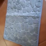 Luxurious Microfiber Pebble Mat for Stylish Home Comfort photo review
