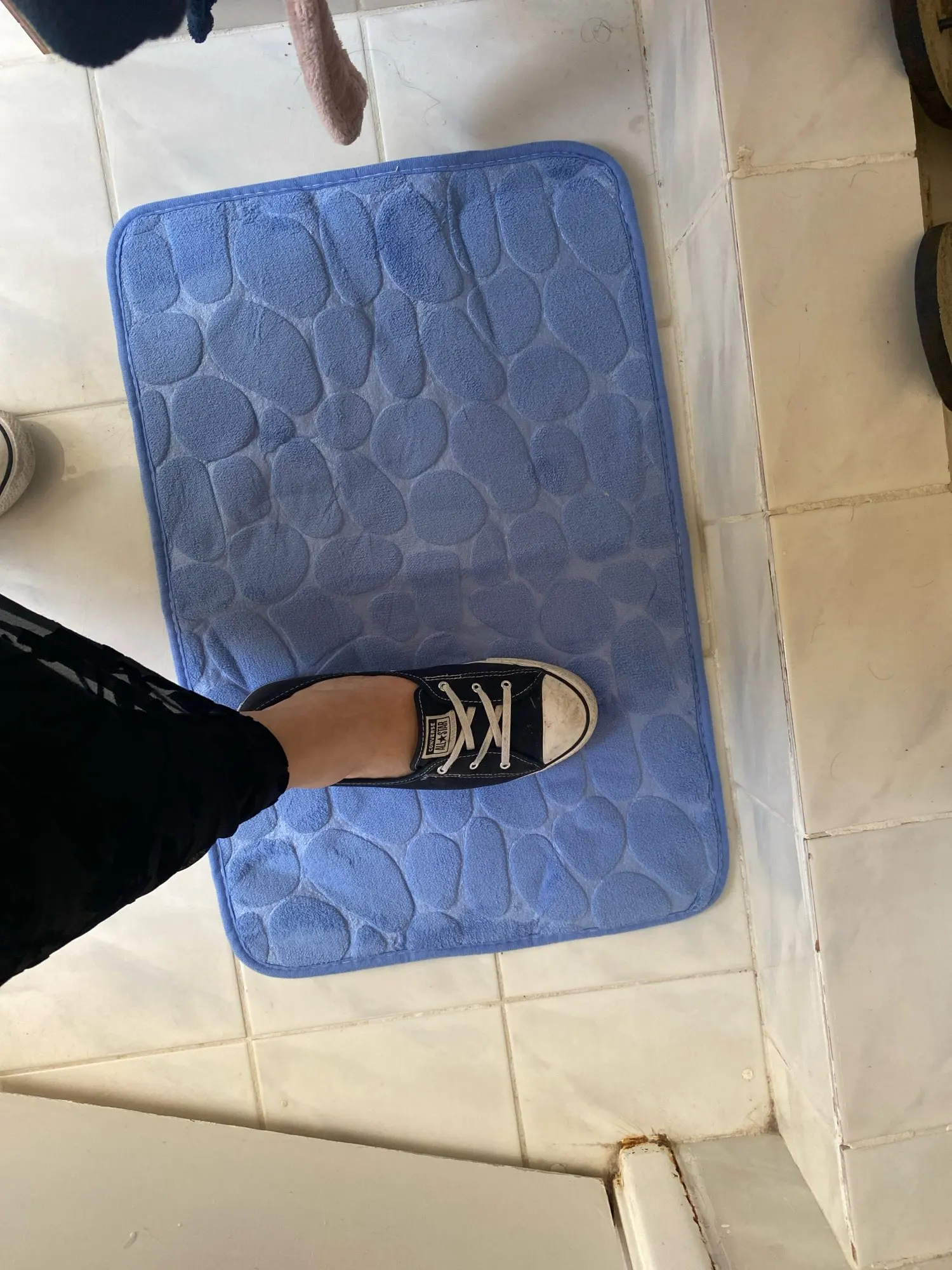 Luxurious Microfiber Pebble Mat for Stylish Home Comfort photo review