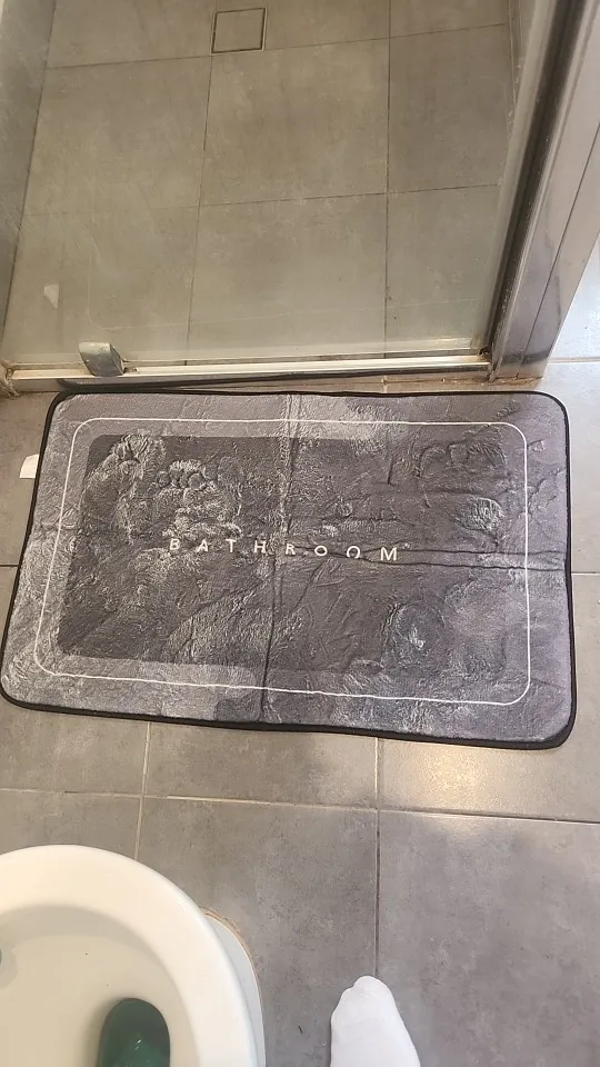 Quick-Dry Non-Slip Bath Mat for Ultimate Comfort & Safety photo review