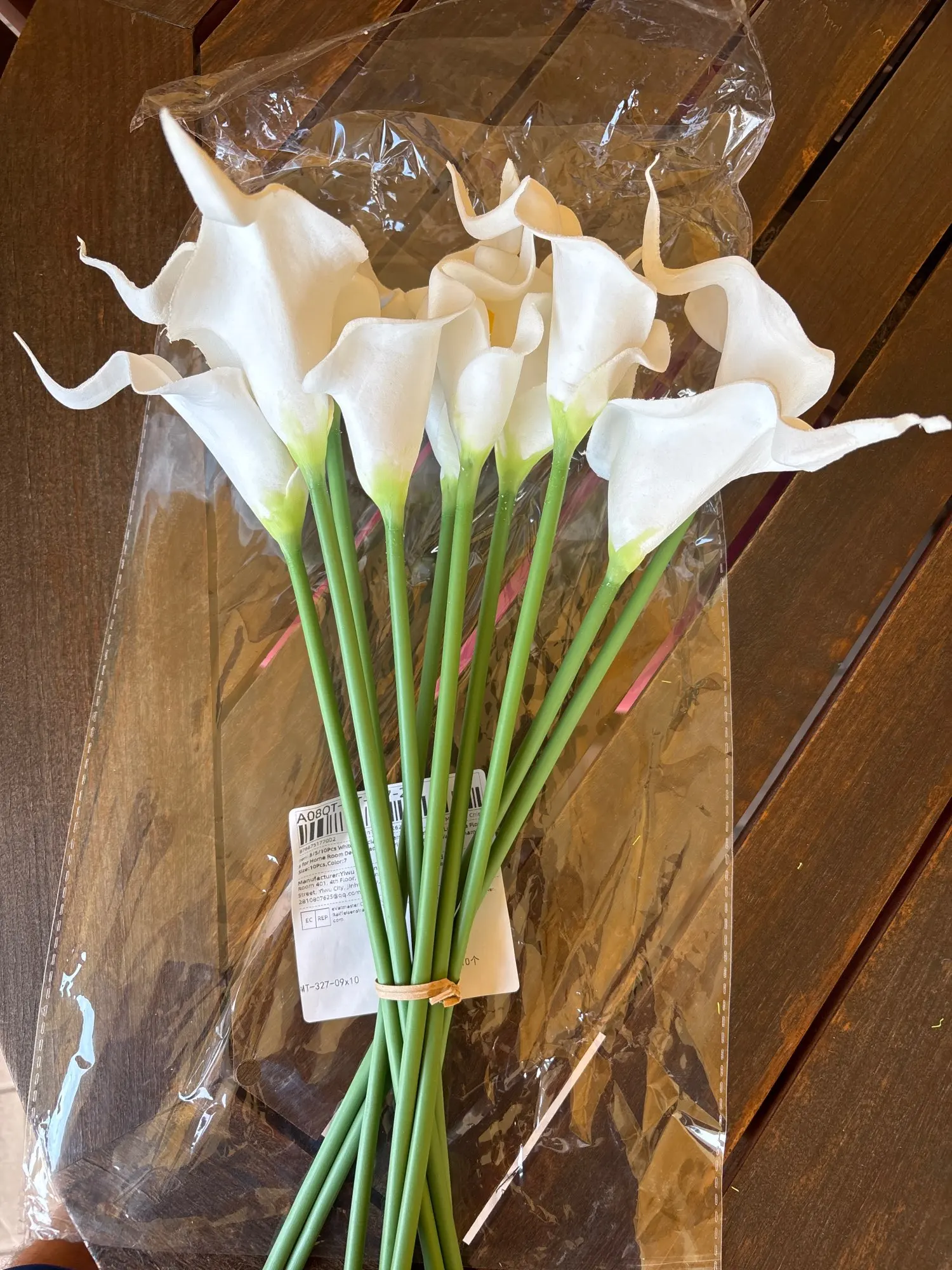 Elegant White Calla Lily Bouquets - Set of 3, 5, or 10 photo review