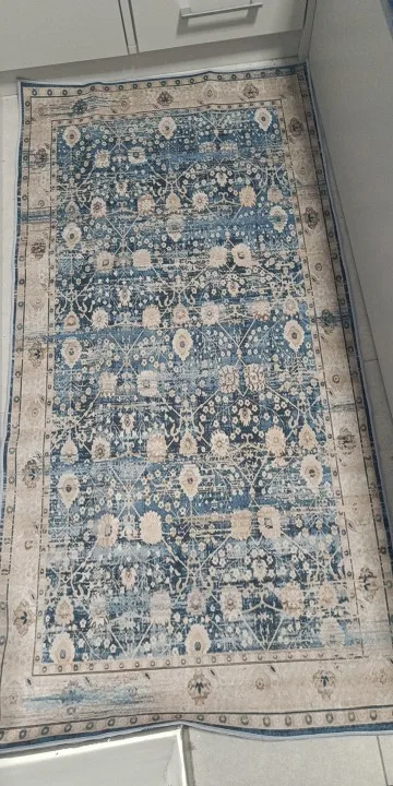 VIKAMA Custom Polyester Carpet - Durable & Easy Care Design photo review