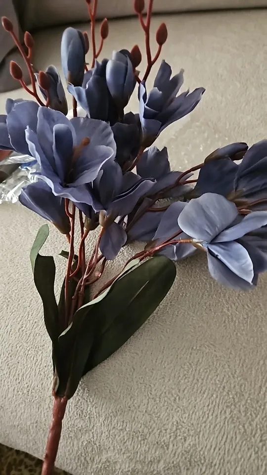 Elegant Magnolia Silk Flower Set - 5 Forks, 20 Heads for Home Decor photo review