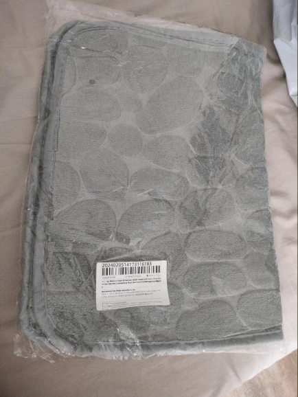 Luxurious Microfiber Pebble Mat for Stylish Home Comfort photo review