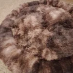 Cozy Round Plush Dog & Cat Bed for Ultimate Warmth & Style photo review