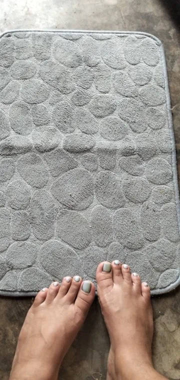 Luxurious Microfiber Pebble Mat for Stylish Home Comfort photo review