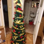 Customizable 6 ft Christmas Tree - Safety Certified & Foldable photo review
