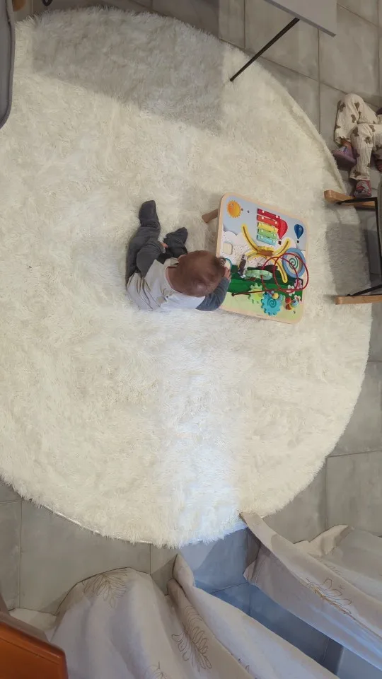 Soft Plush Rugs for Kids Bedroom Play Mat Home Decor Circular Fluffy Carpet for Baby Room Floor Rugs White Rug for Nursery Round photo review