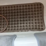 Elevate Your Bathroom: Stylish Non-Slip Bath Mat with Drain Holes photo review