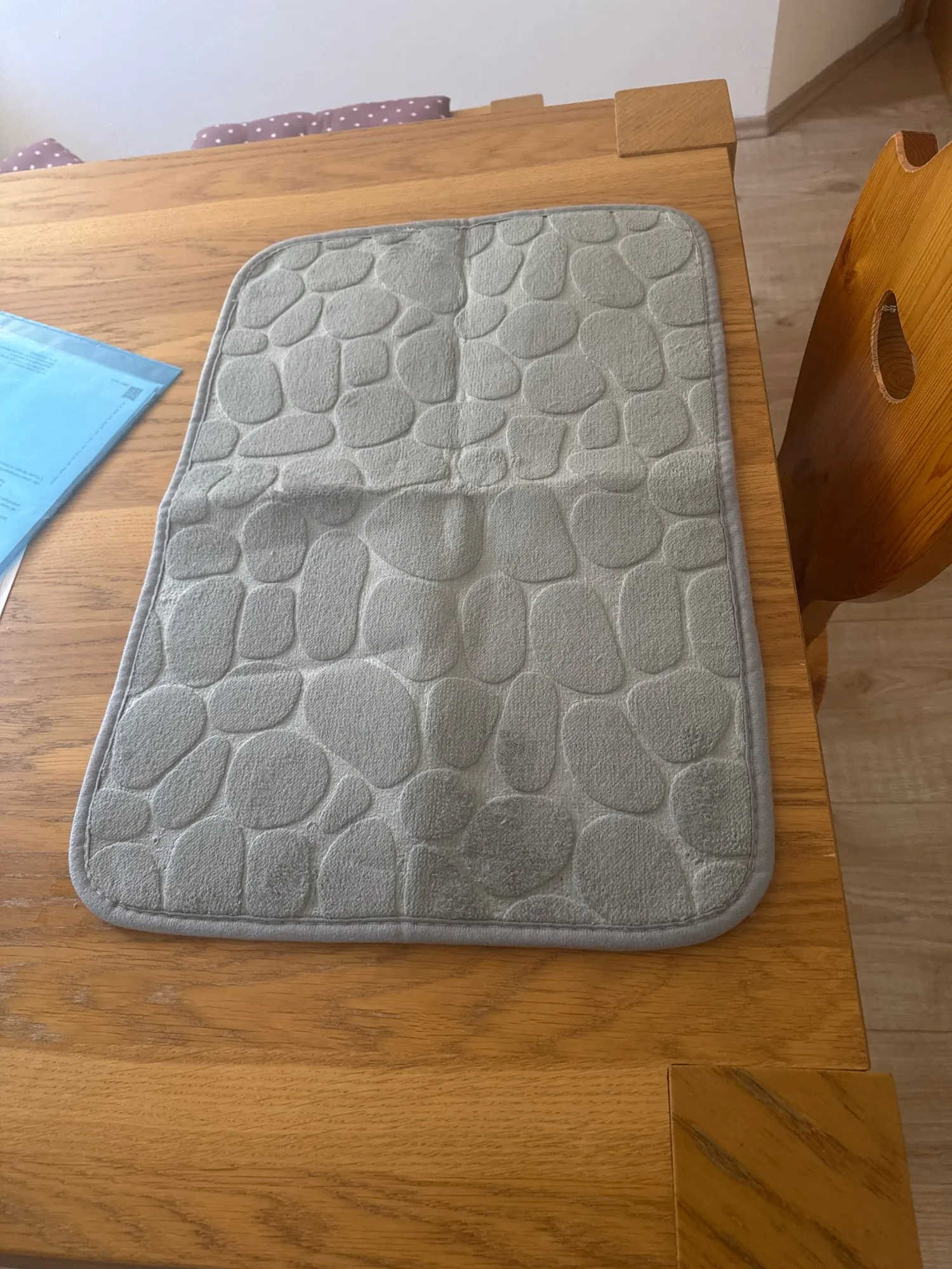 Luxurious Microfiber Pebble Mat for Stylish Home Comfort photo review