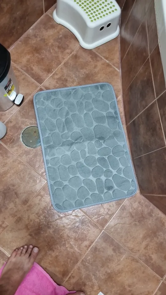 Luxurious Microfiber Pebble Mat for Stylish Home Comfort photo review
