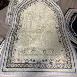Elegant Muslim Prayer Mat – Anti-Slip, Easy-Clean Design photo review