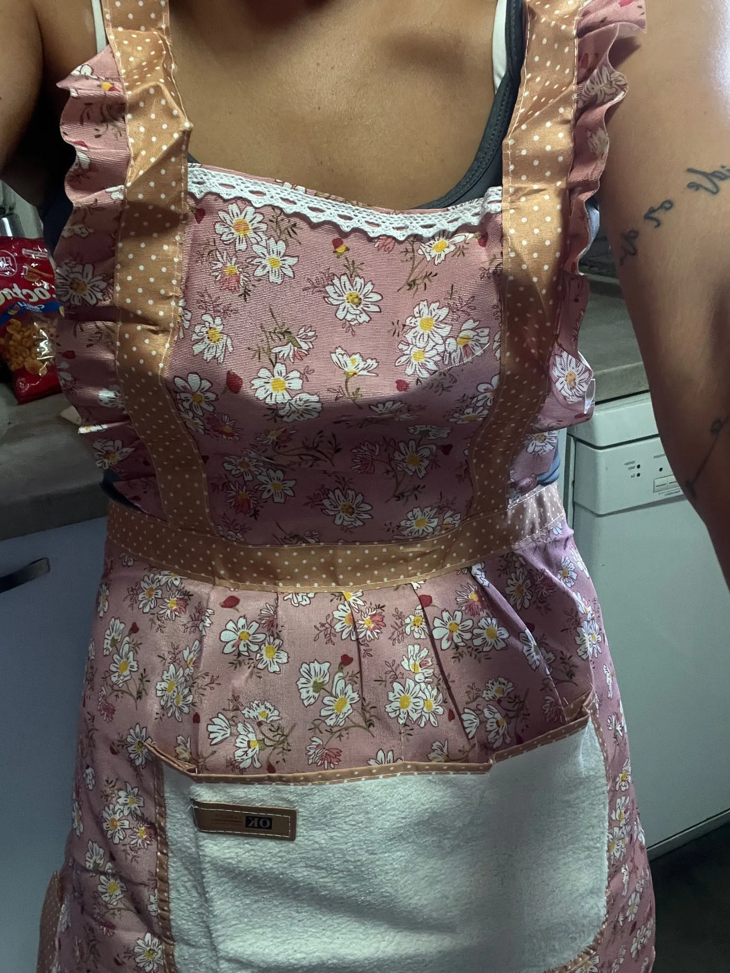 Charming Floral Canvas Apron - Stain Resistant & Stylish photo review