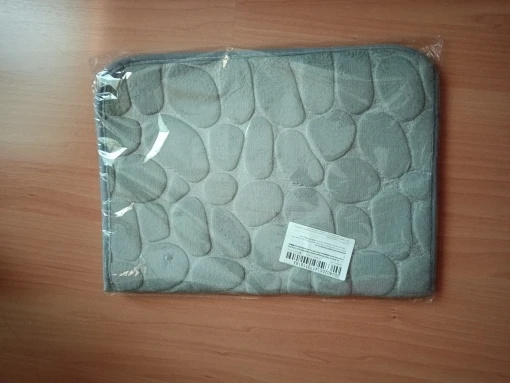 Luxurious Microfiber Pebble Mat for Stylish Home Comfort photo review