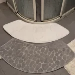 Luxurious Non-Slip Flannel Bath Mat for Ultimate Comfort photo review