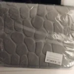 Luxurious Microfiber Pebble Mat for Stylish Home Comfort photo review