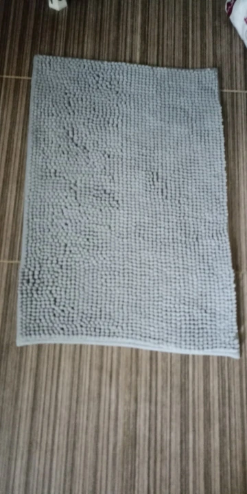 Plush Chenille Bath Mat - Quick-Dry, Non-Slip Comfort! photo review