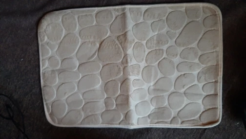 Luxurious Microfiber Pebble Mat for Stylish Home Comfort photo review