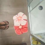 Elegant Floral Bathroom Rug - Soft, Stylish Comfort Awaits photo review