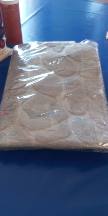 Luxurious Microfiber Pebble Mat for Stylish Home Comfort photo review