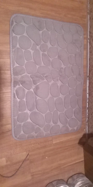 Luxurious Microfiber Pebble Mat for Stylish Home Comfort photo review