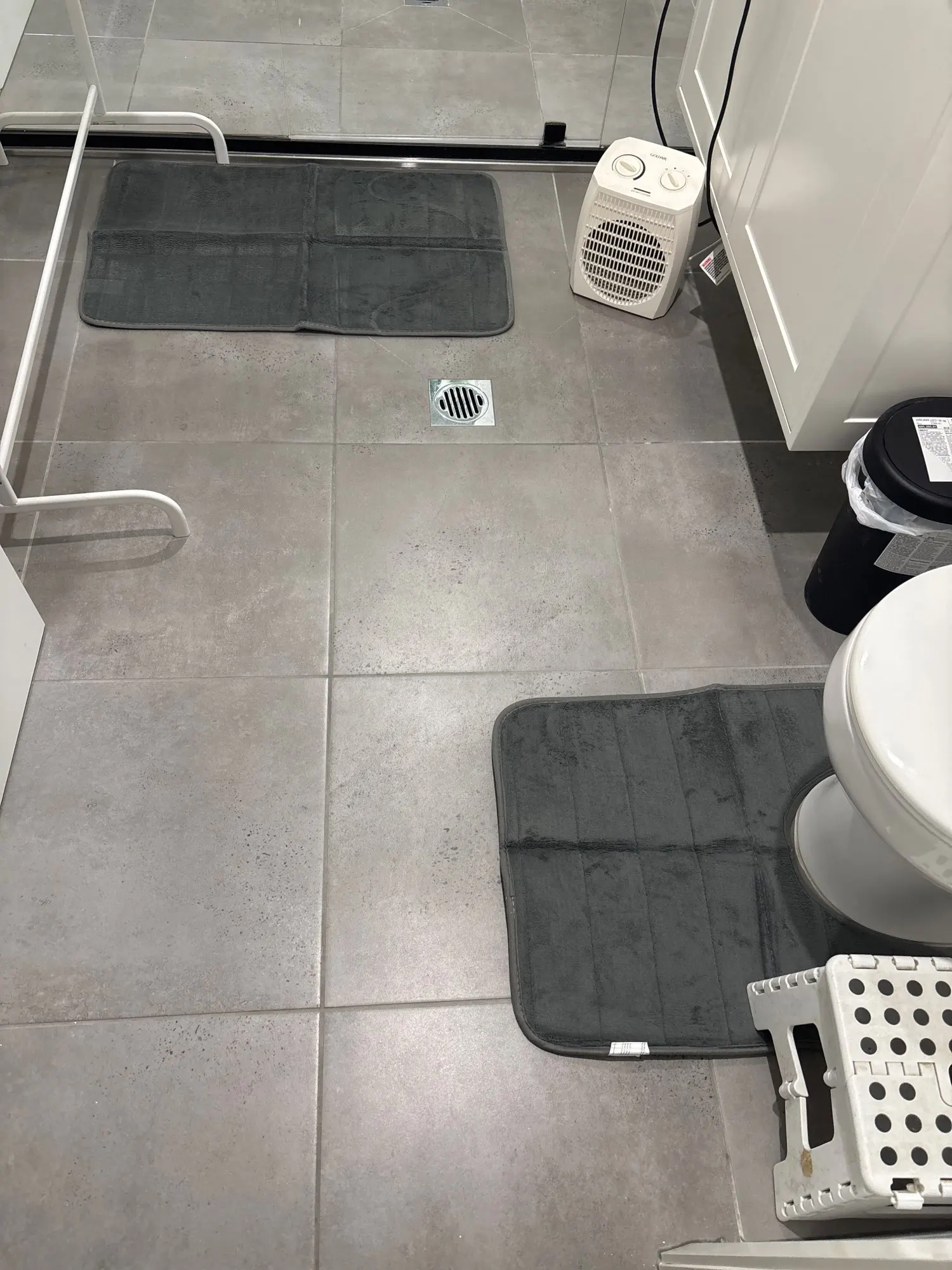 Indulge in Comfort with Our Eco-Friendly Memory Foam Bath Mat photo review