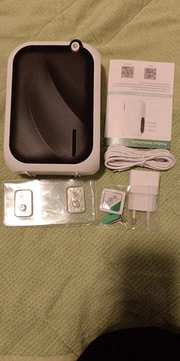 Smart Bluetooth Aroma Diffuser for Elegant Home Fragrance photo review