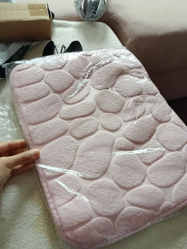 Luxurious Microfiber Pebble Mat for Stylish Home Comfort photo review