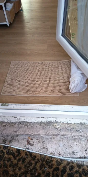 Plush Chenille Bath Mat - Quick-Dry, Non-Slip Comfort! photo review