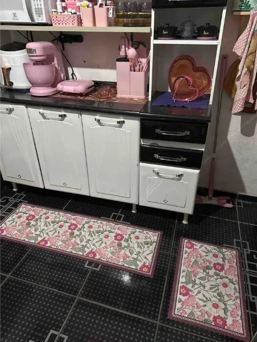 Washable Non-slip Kitchen Rug Pvc Leather Waterproof Anti-slip Floor Mat Long Rugs Oil-proof Foot Mats Pink Flower Home Carpet photo review