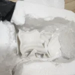 Sleek Nordic White Flower Vase for Modern Home Décor photo review