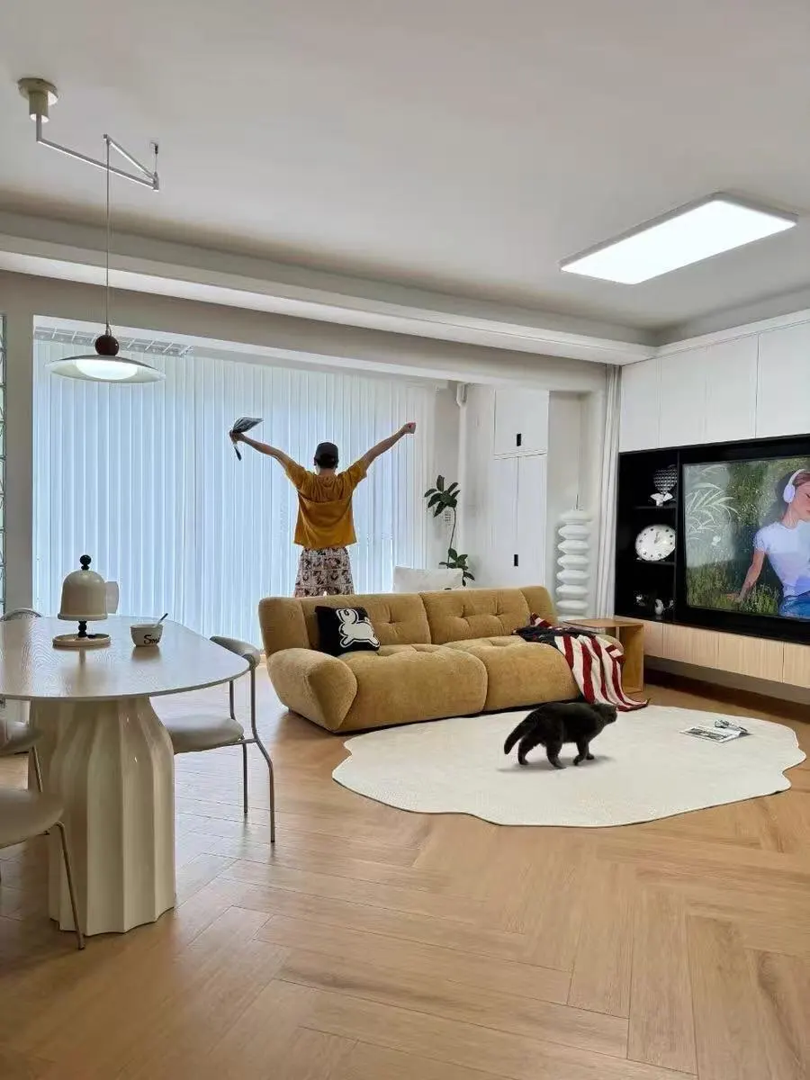 Modern Irregular Geometric Rug: Soft, Washable Living Room Style photo review