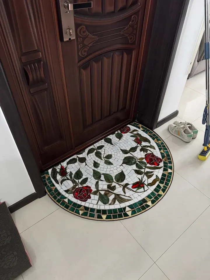 Customizable Floral Entrance Mat - Water-Resistant & Non-Slip photo review