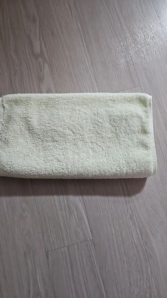 Ultra-Soft Cotton Face Towels - Quick-Dry & Non-Shedding Duo photo review