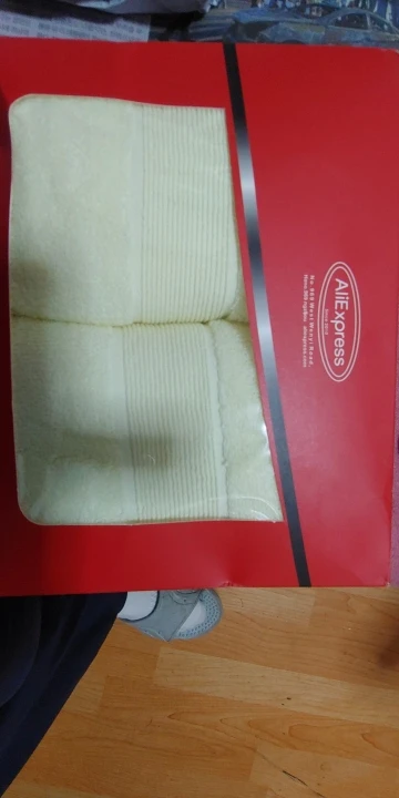 Ultra-Soft Cotton Face Towels - Quick-Dry & Non-Shedding Duo photo review