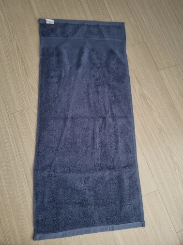 Ultra-Soft Cotton Face Towels - Quick-Dry & Non-Shedding Duo photo review