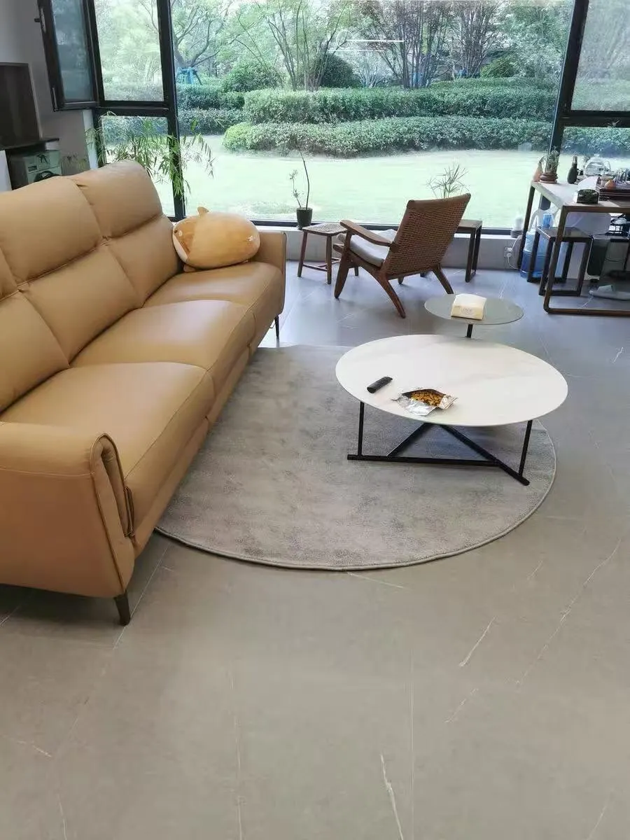 Custom Round Rug: Modern, Soft, Non-Slip, Any Room! photo review