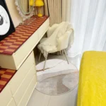 Modern Round Rug: Plush Comfort, Anti-Slip & Easy Care! photo review