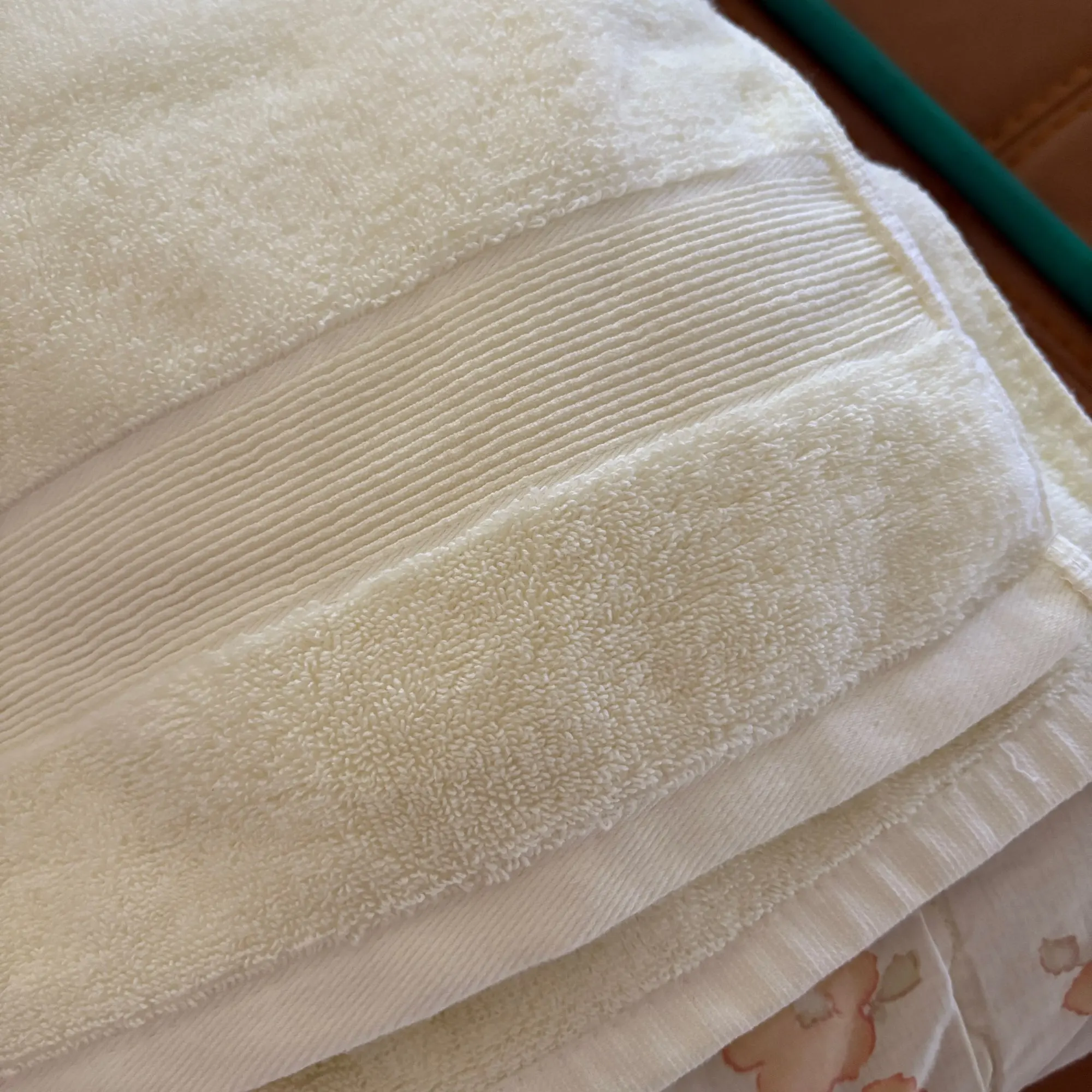 Ultra-Soft Cotton Face Towels - Quick-Dry & Non-Shedding Duo photo review