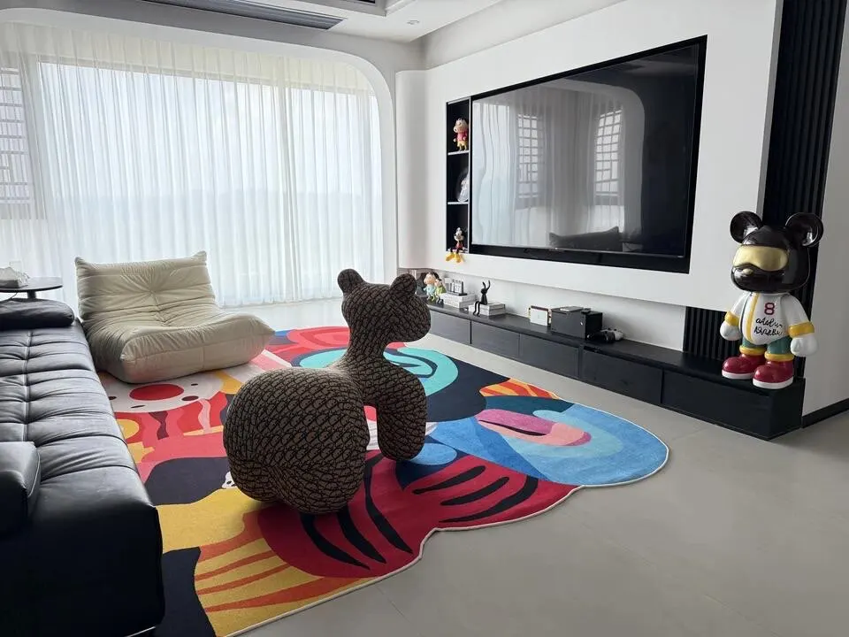 Fluffy Modern Polyester Rug: Custom, Non-Slip, Safe & Washable! photo review