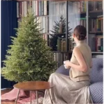 Luminous PE Christmas Tree - Festive Holiday Home Decor - Image 2